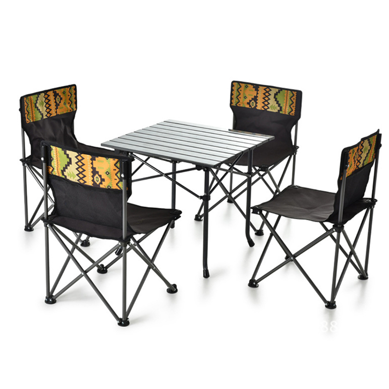 # Set di Tavolo e Sedie Pieghe - Camping Cooking Dining Set recensione e prezzo